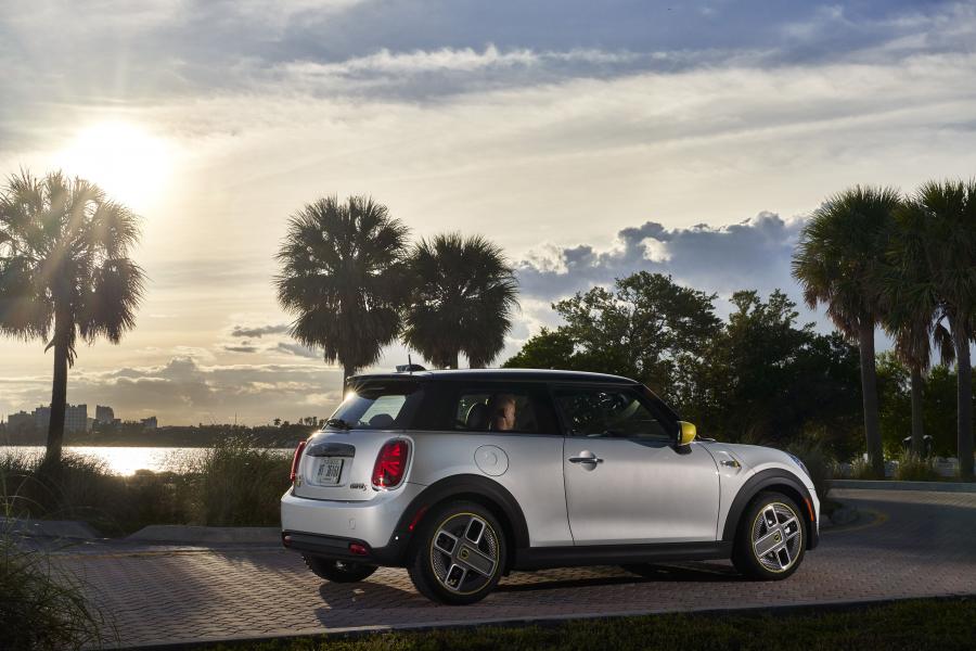  Mini Cooper SE (F56) 2020 года  (NA) (фото 179 из 342)